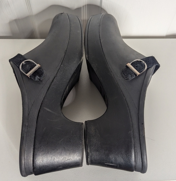 Crocs Sarah Womens Shoe Clog Black Size 11 Heel Comfort Strap Buckle - Picture 8 of 10